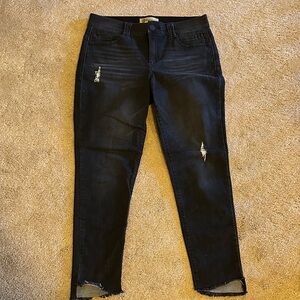 Democracy Black Distressed Skinny Jeans